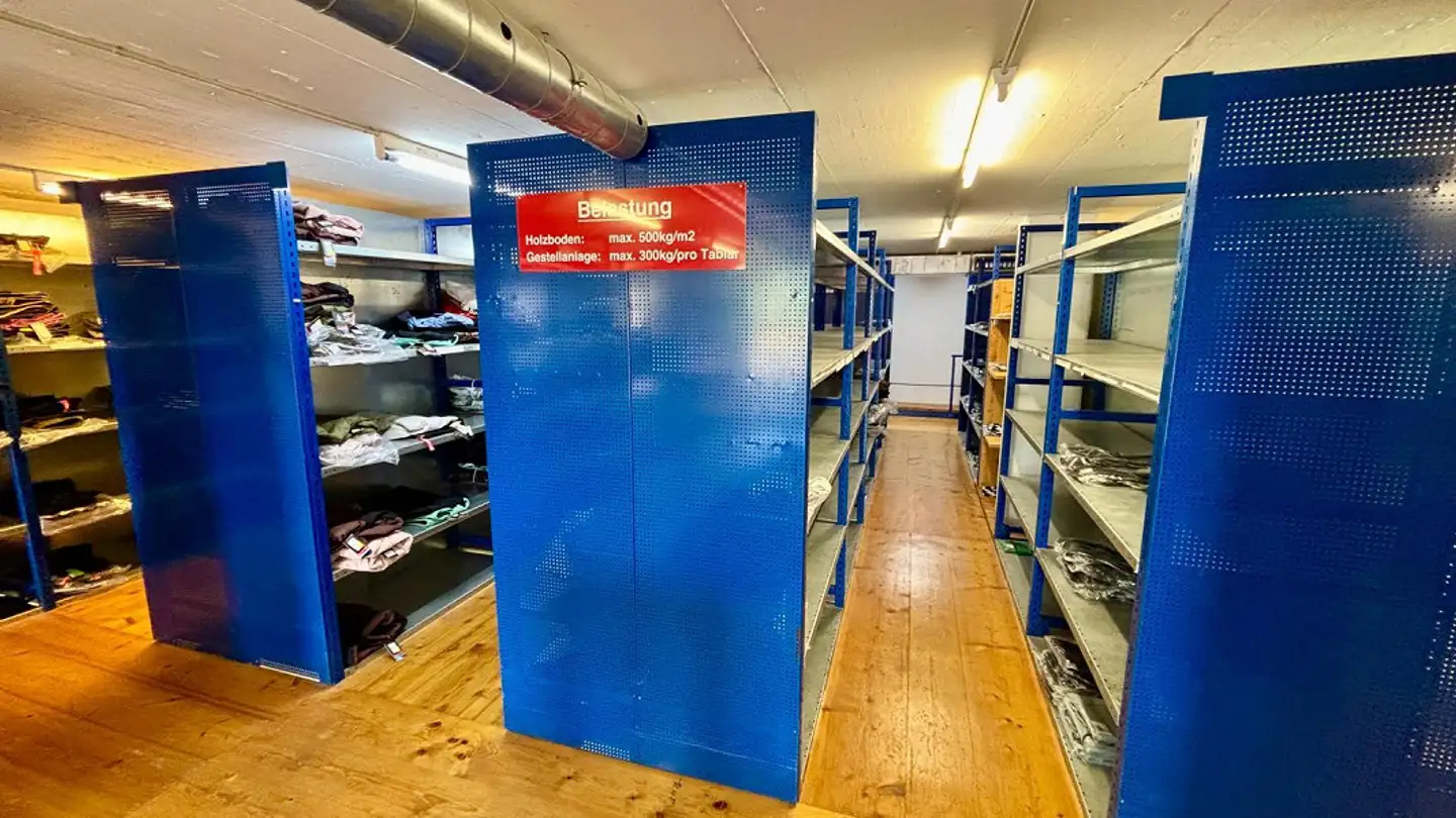 Gewerbe mieten - Warpelstrasse 10, 3186 Düdingen - Foto 3