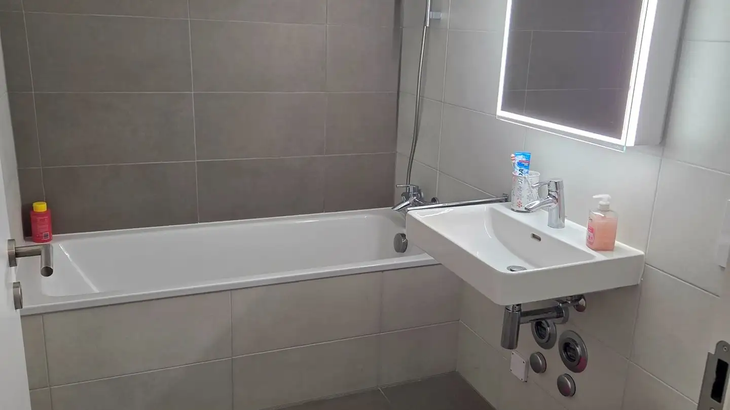 Appartement à louer - Route De La Clochatte 106d, 1052 Le Mont-sur-Lausanne - Photo 4