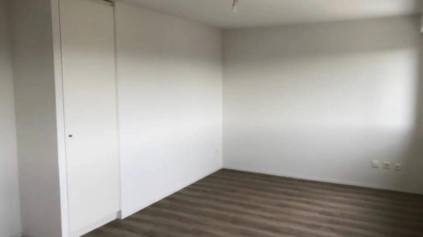 Wohnung mieten - Rue Du Vignoble 66, 2087 Cornaux NE - Foto 2