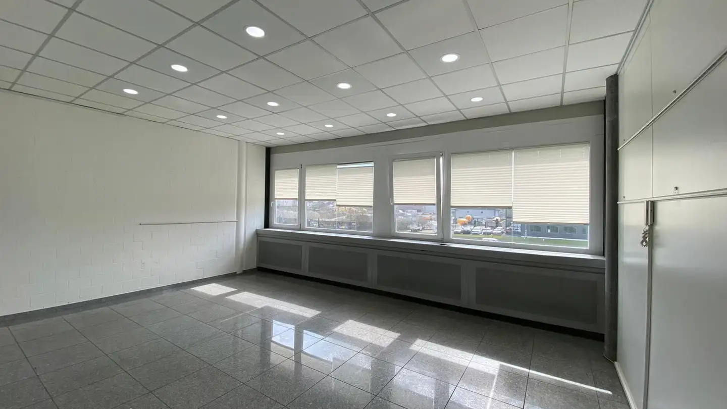 Commercial à louer - Roggenstrasse 3, 4665 Oftringen - Photo 4