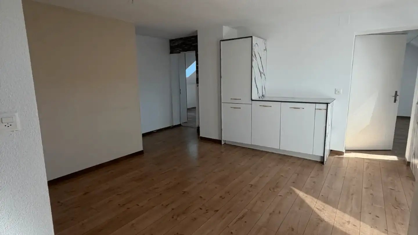 Attic flat for rent - Bernstrasse 10, 3510 Konolfingen - Photo 3