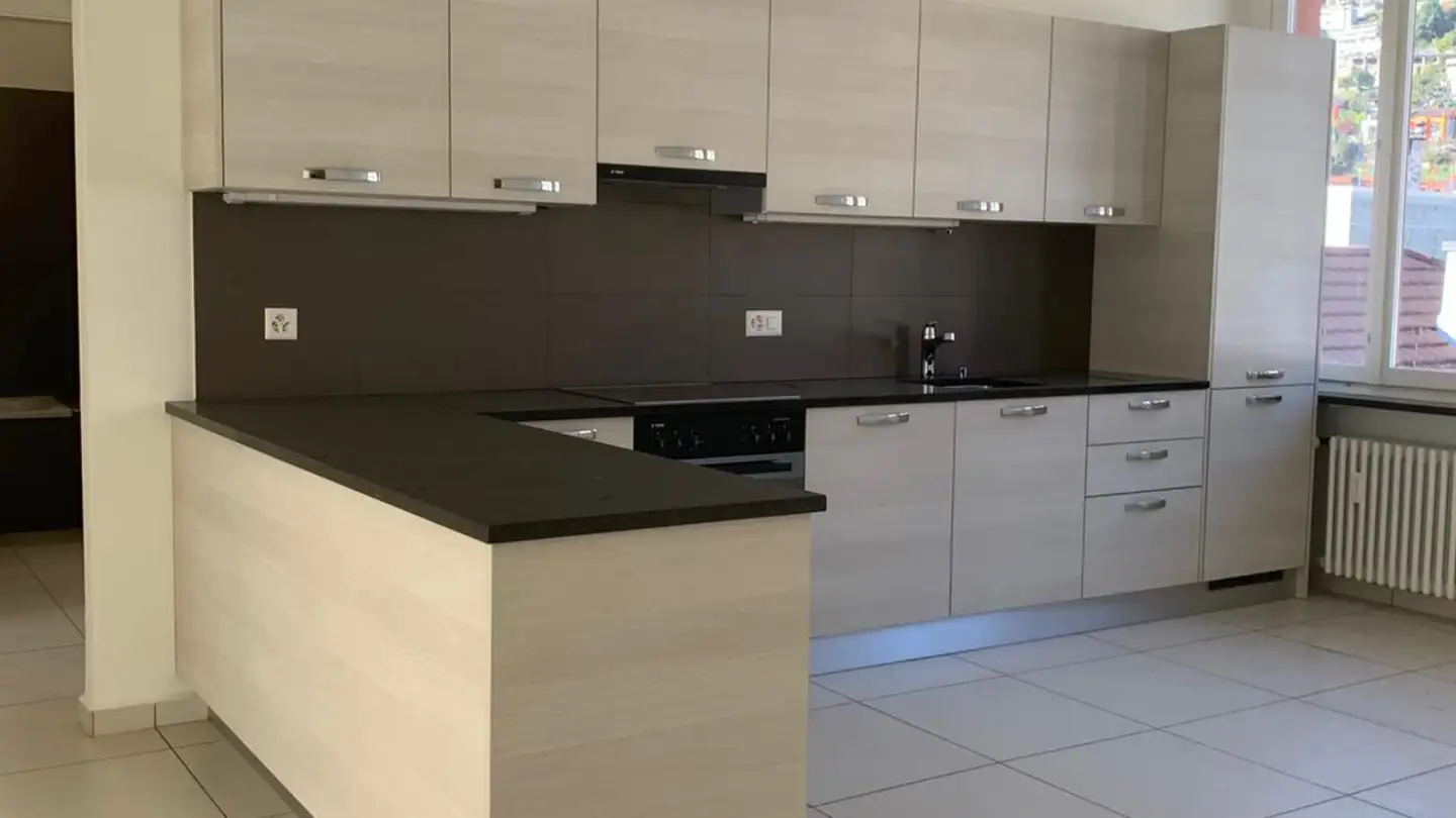 Apartment for rent - Via Bernardino Luini 18, 6600 Locarno - Photo 2