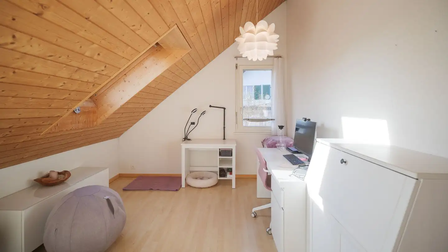 Single house for sale - Bergstrasse 5, 8322 Madetswil