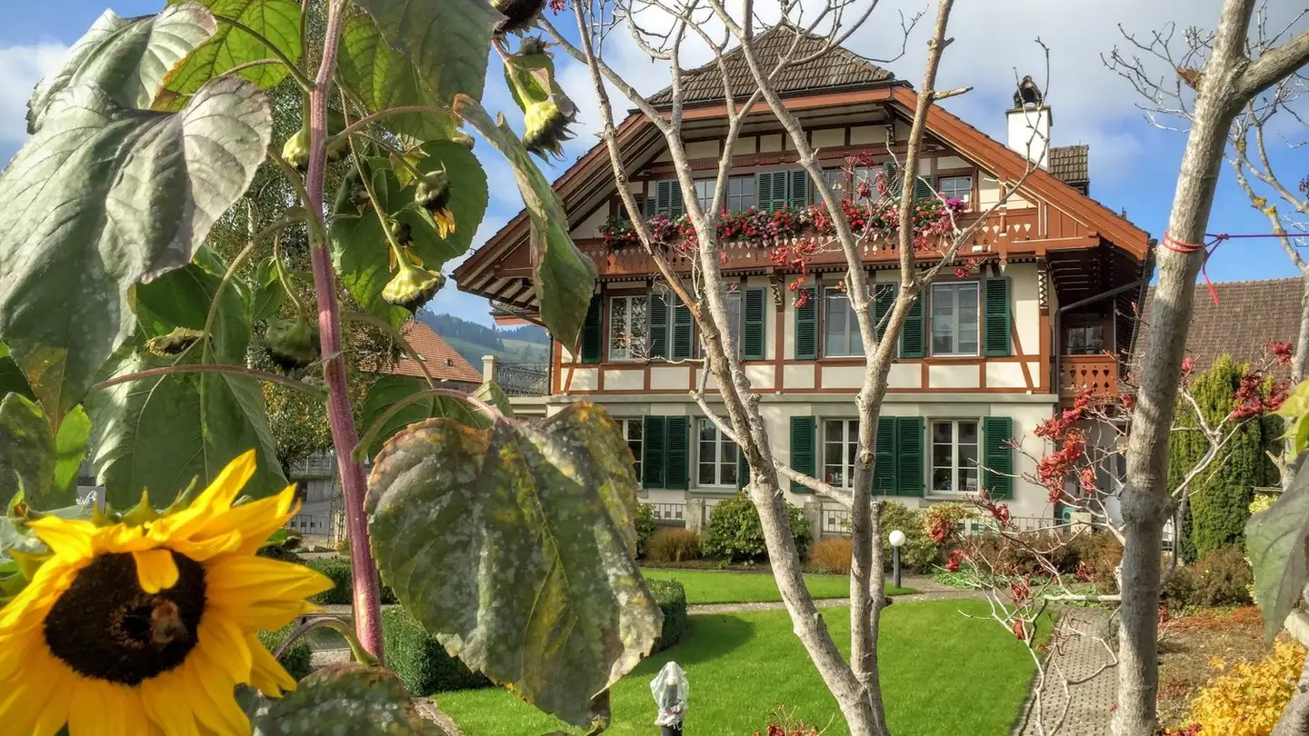 Dachgeschosswohnung mieten - Grabenstrasse 3, 3132 Riggisberg