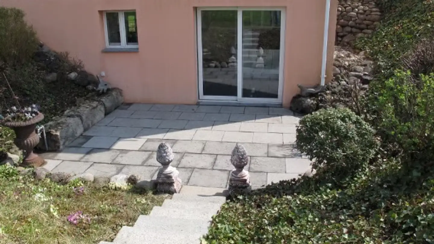 Appartement à louer - Föhrenweg 7, 8133 Esslingen