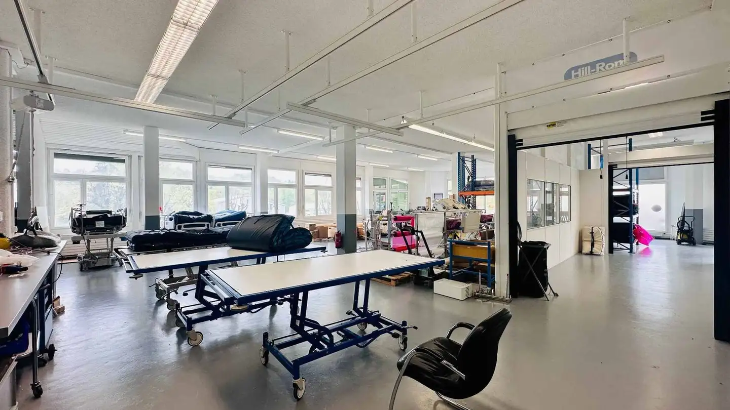 Commercial for rent - 1030 Bussigny