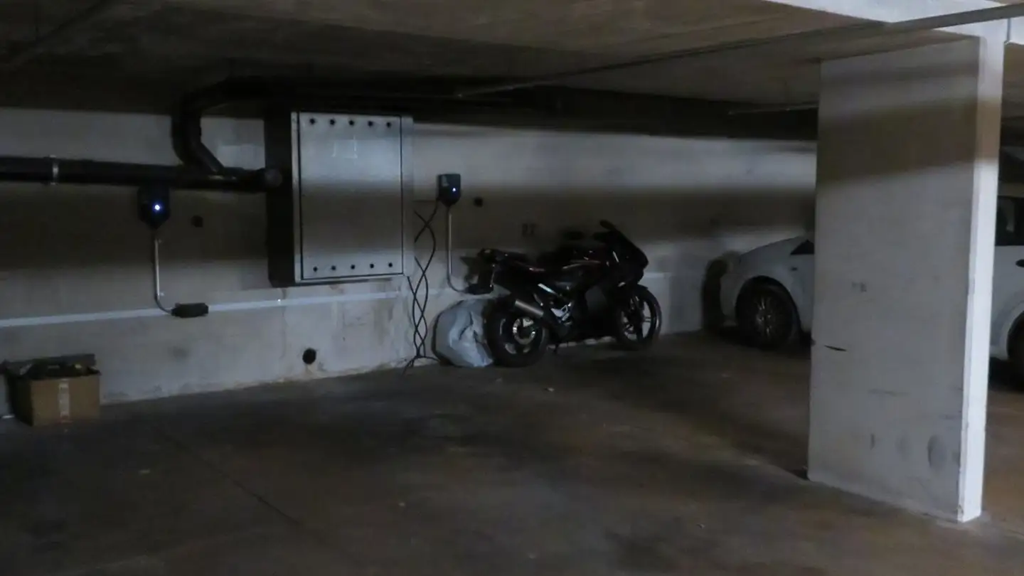 Place de parking extérieure à louer - Schaffhauserstrasse 280, 8057 Zürich - Photo 2