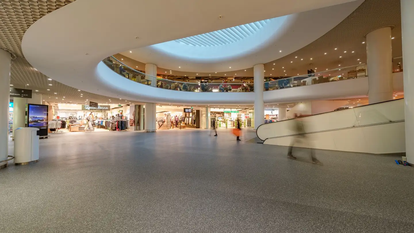 Centro commerciale in affitto - Kniestrasse 49a, 8640 Rapperswil SG - Foto 2