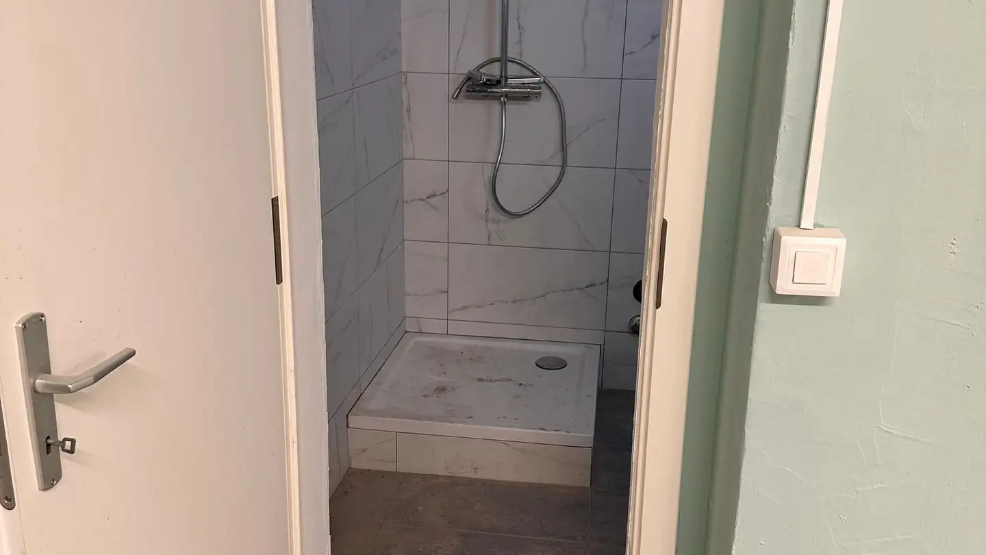 Workshop for rent - Rue De La Gare 8, 2105 Travers - Photo 4