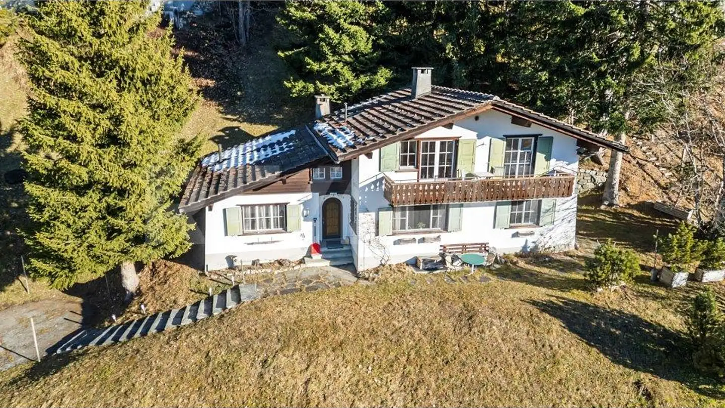 Mehrfamilienhaus kaufen - 7250 Klosters