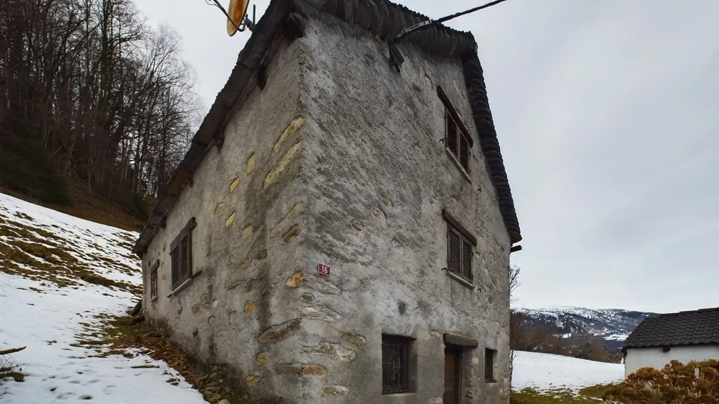 Haus kaufen - 6716 Acquarossa