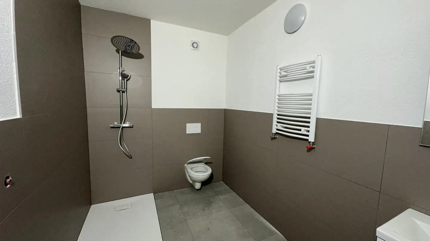 Wohnung mieten - Langenthalstrasse 1, 4912 Aarwangen - Foto 4