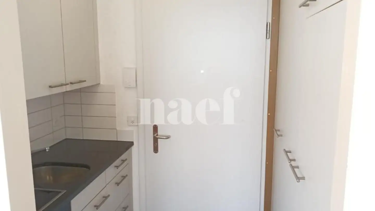 Wohnung mieten - Rue Du Rocher 36, 2000 Neuchâtel - Foto 3