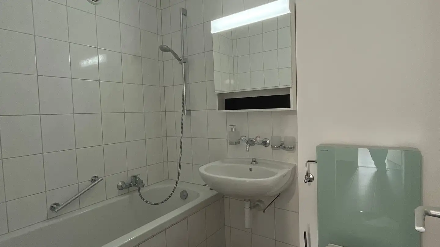 Appartamento in affitto - Rue Des Jeanneret 24, 2400 Le Locle - Photo 2