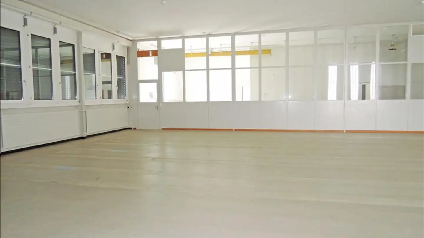 Commerciale in affitto - Eimattstrasse 25, 4436 Oberdorf BL - Photo 2