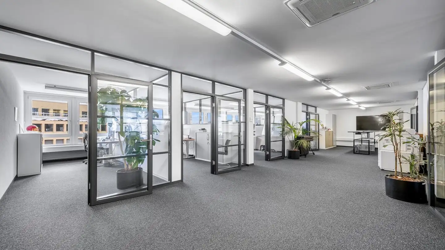 Gewerbe mieten - Ringstrasse 15, 8600 Dübendorf