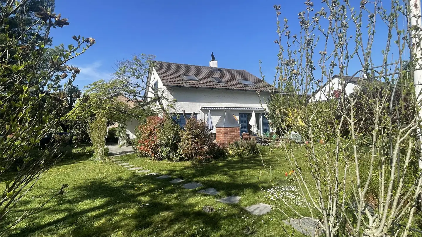 Einfamilienhaus kaufen - Riedenerstrasse 26, 8304 Wallisellen