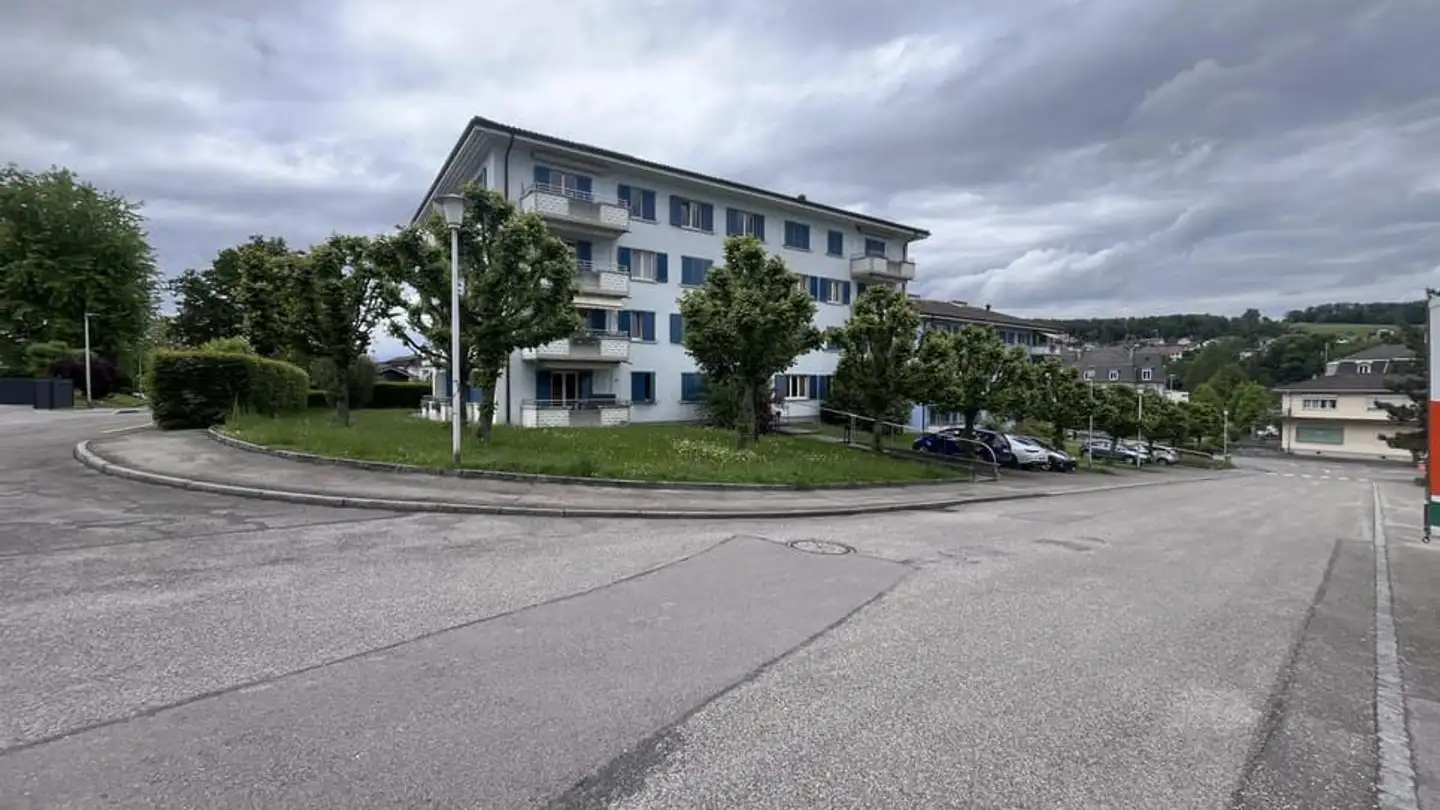 Garage individuel à louer - Rue Des Tilleuls 33, 2900 Porrentruy