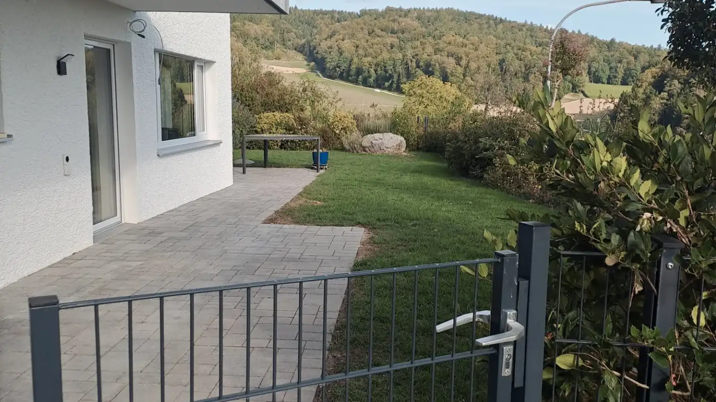 Appartement à louer - Bergstrasse, 8113 Boppelsen