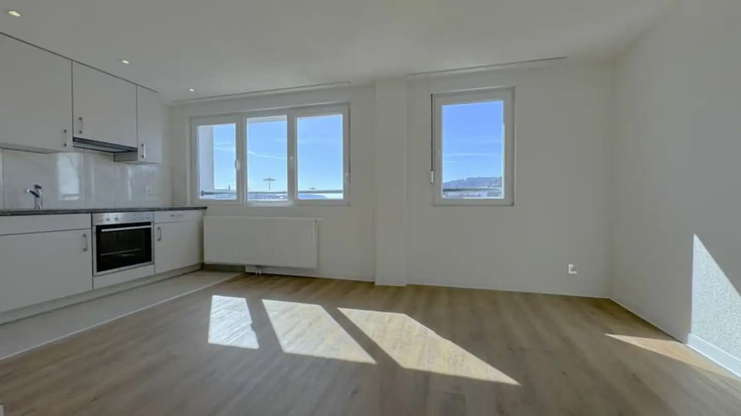 Appartement à louer - Rue De La Charrière 87, 2300 La Chaux-de-Fonds - Photo 3