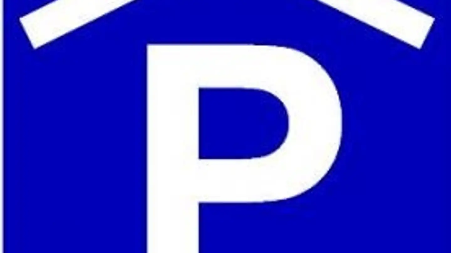 Place de parking souterraine à louer - Baselstrasse 33, 6003 Luzern