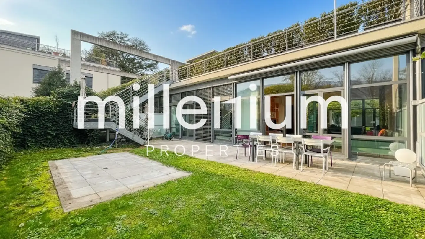 Appartement à louer - 1256 Troinex