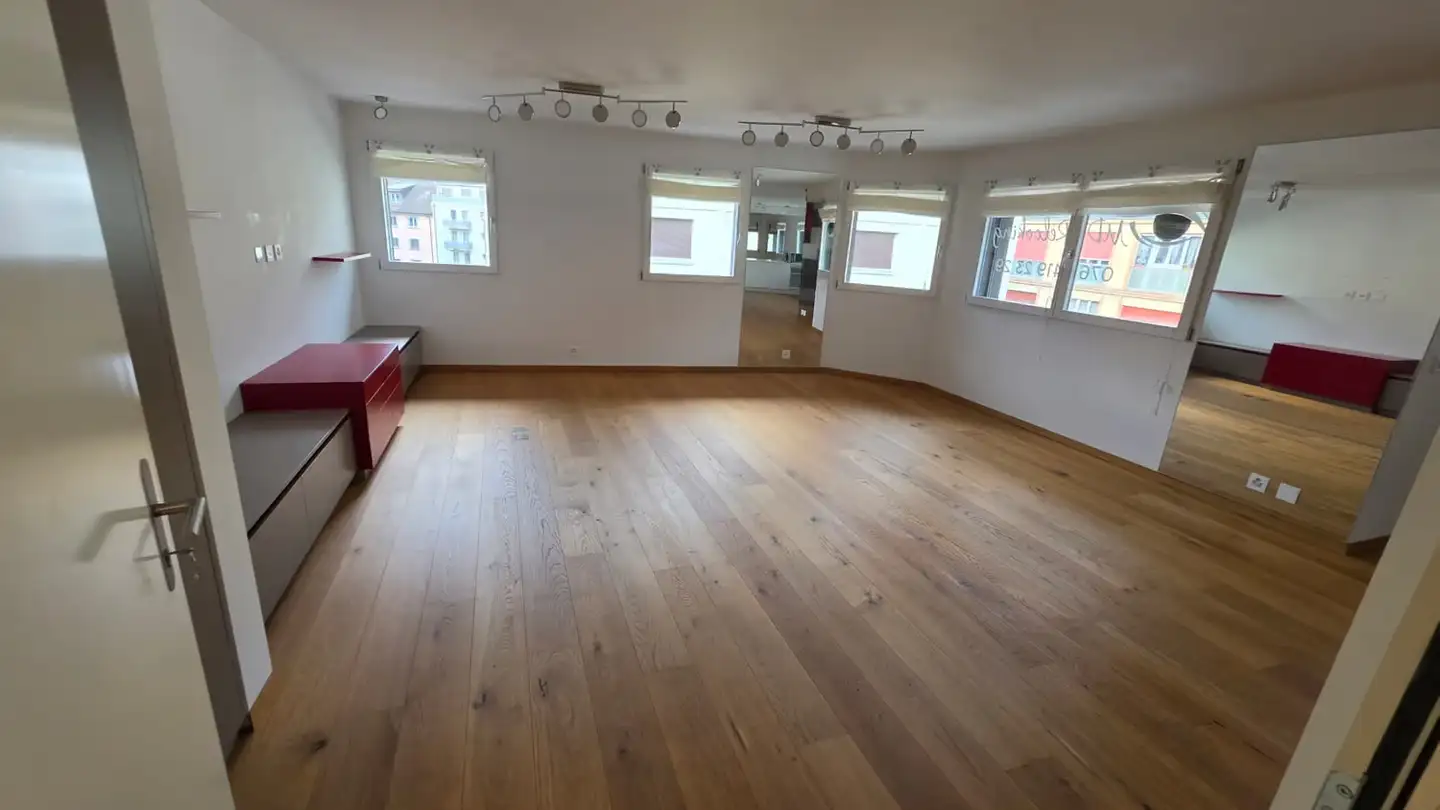 Wohnung mieten - Rue Du Commerce 3, 1870 Monthey - Foto 2