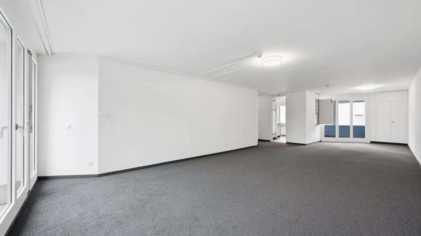 Edificio ad uso misto in vendita - Bahnhofstrasse 1, 8240 Thayngen - Photo 4