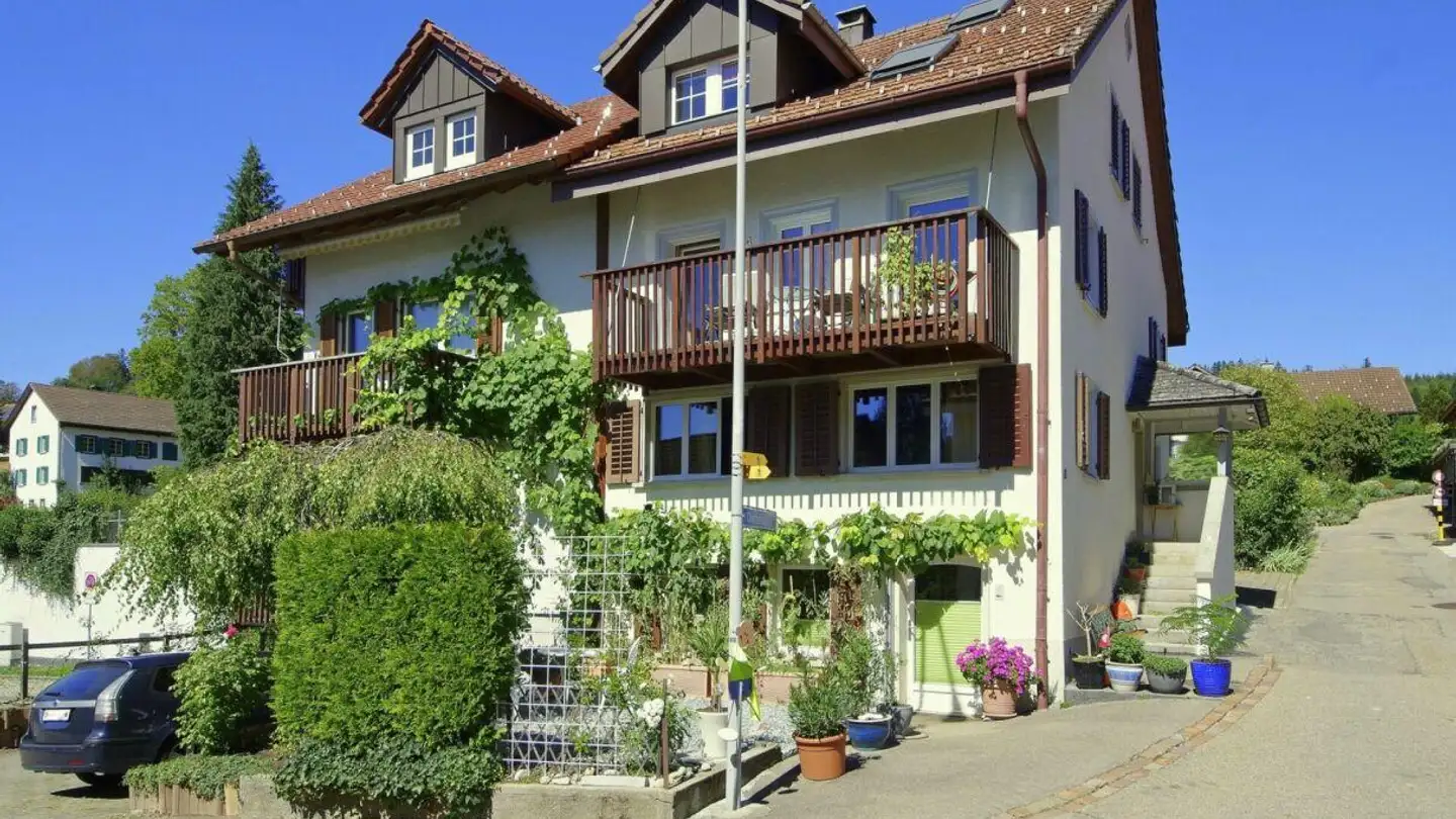Appartamento in vendita - Chatzetöbeli 1, 8345 Adetswil