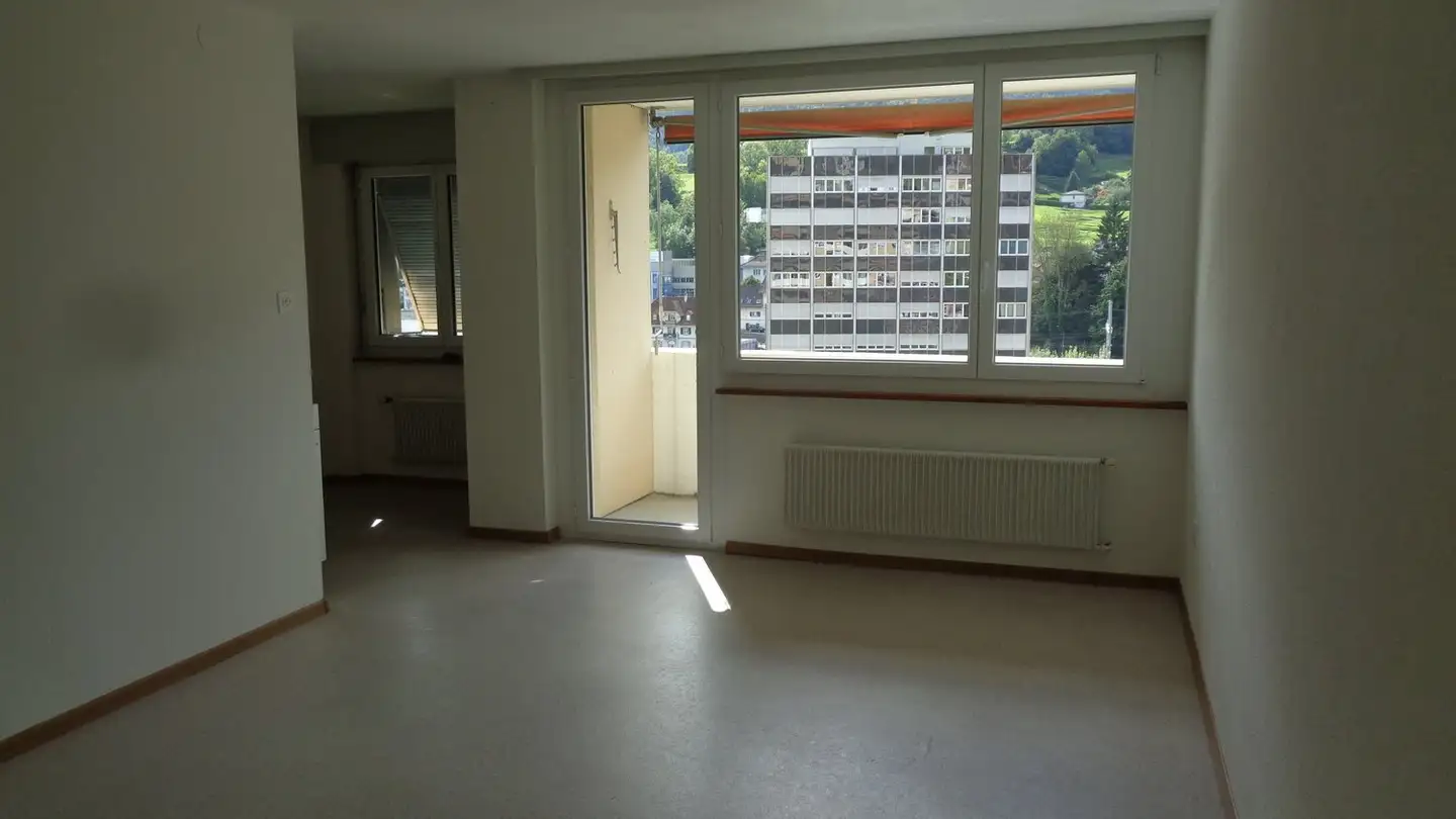 Studio for rent - Rue Des Golats 12, 2740 Moutier - Photo 2
