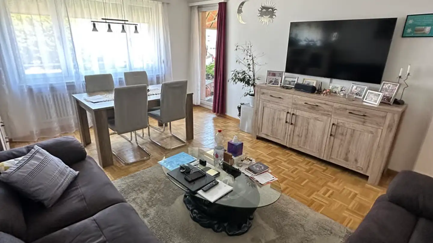 Appartamento in affitto - Frohbüelstrasse 1, 8627 Grüningen