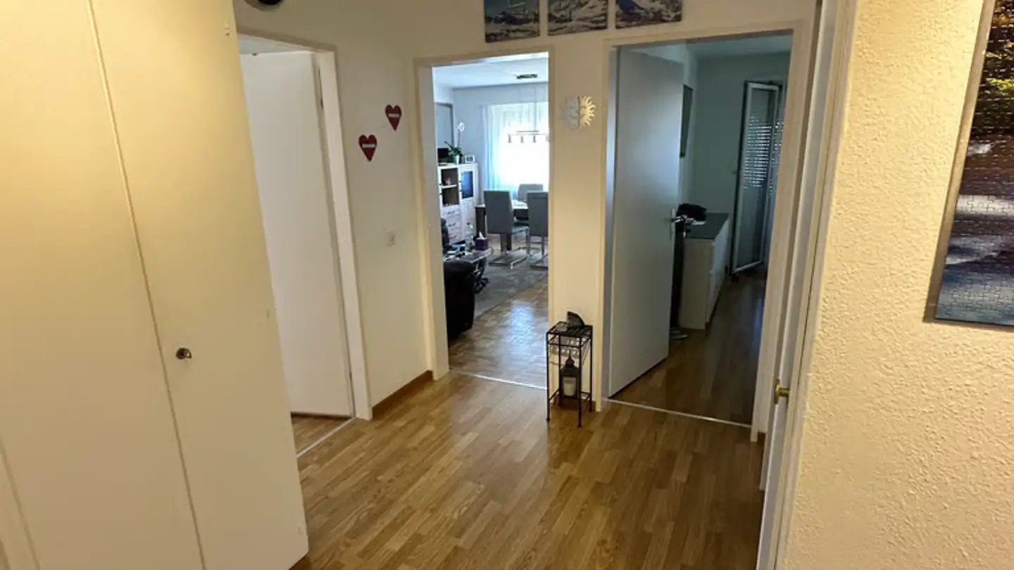 Wohnung mieten - Frohbüelstrasse 1, 8627 Grüningen - Foto 2