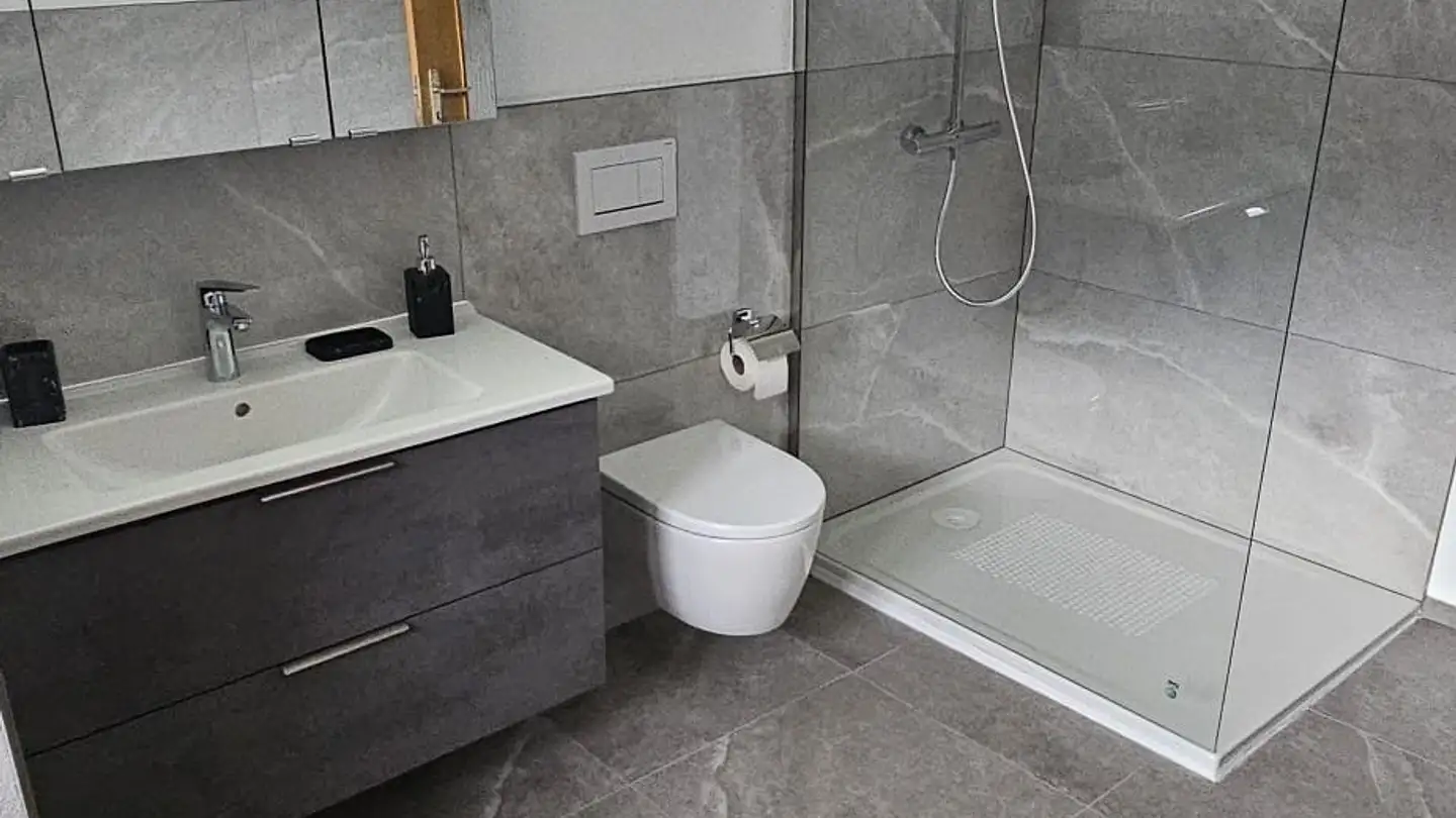 Appartamento in affitto - 6535 Roveredo GR - Foto 2