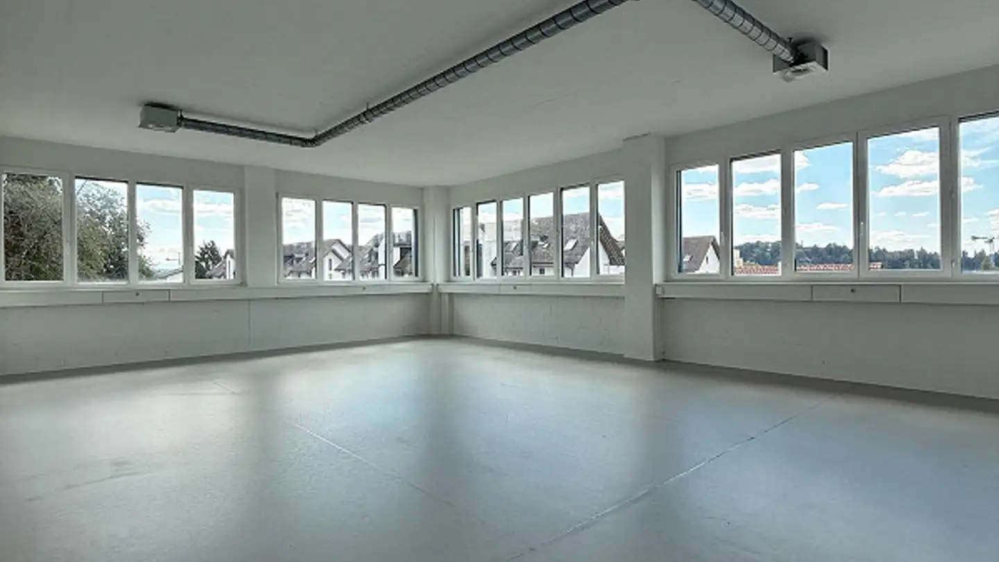 Bureau à louer - Gärtnereiweg 4b, 4665 Oftringen