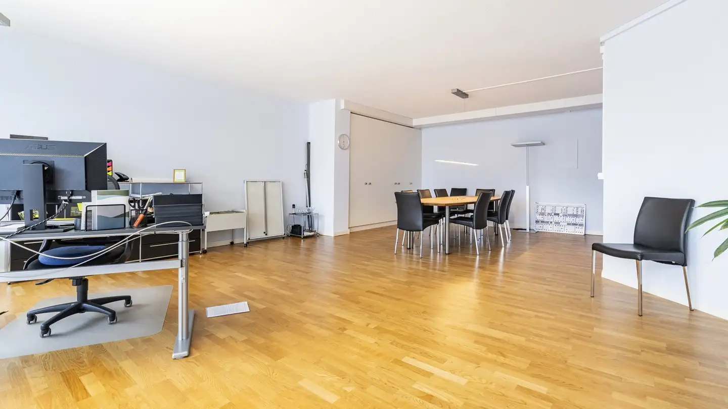 Spazio ufficio in affitto - Alpenstrasse 23, 3653 Oberhofen am Thunersee