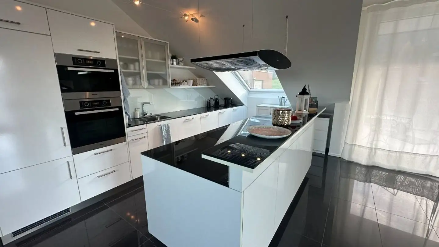 Attique à louer - Kantonsstrasse 22, 8863 Buttikon SZ - Photo 3