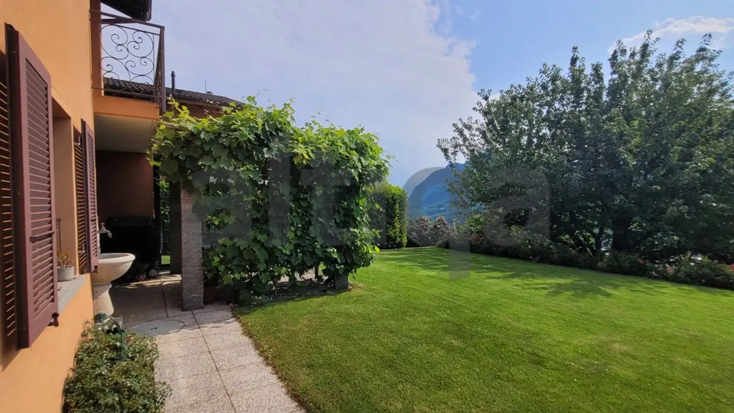 Villa in vendita - 6927 Agra - Photo 4