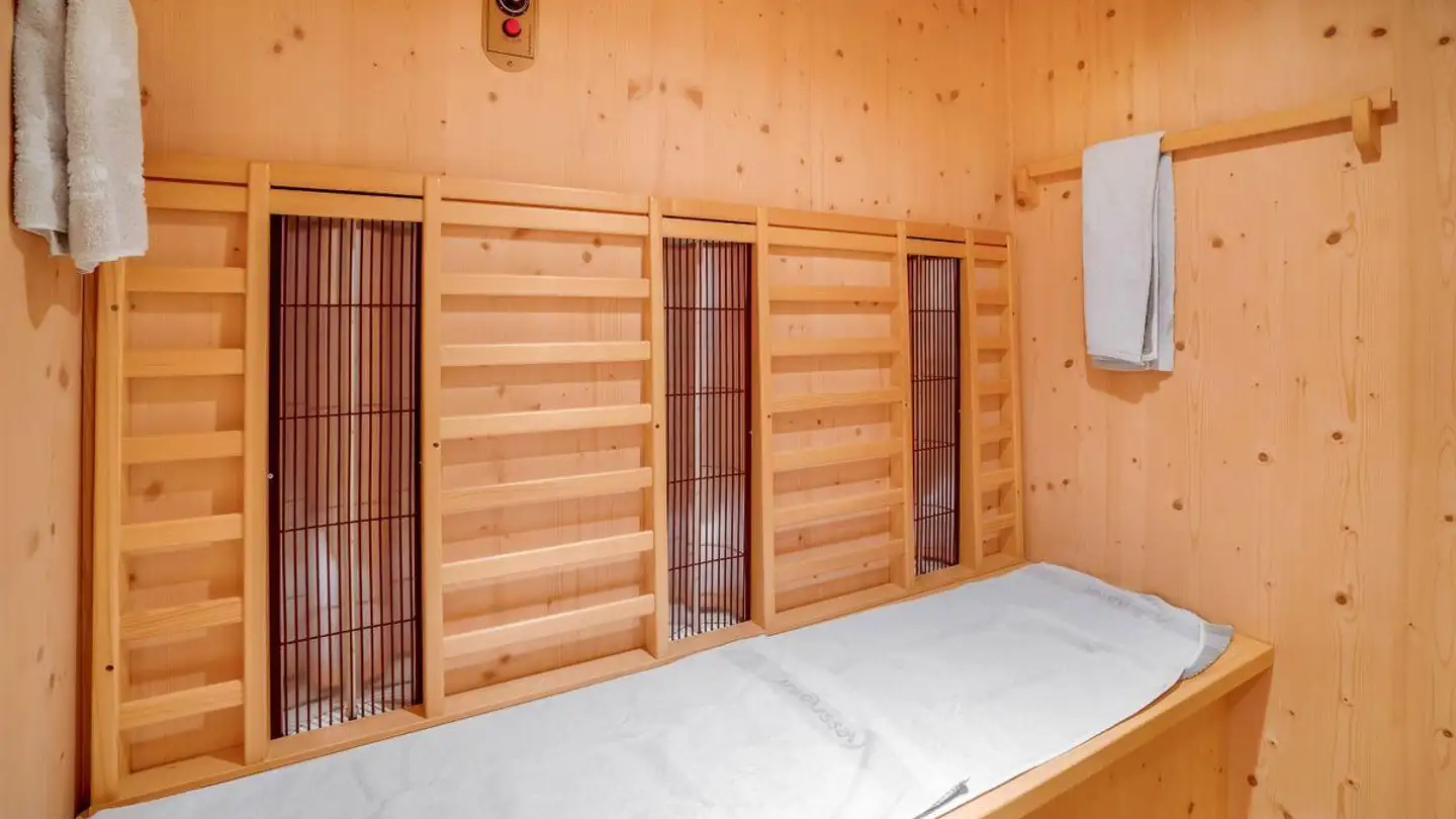 Mehrfamilienhaus kaufen - 8732 Neuhaus SG