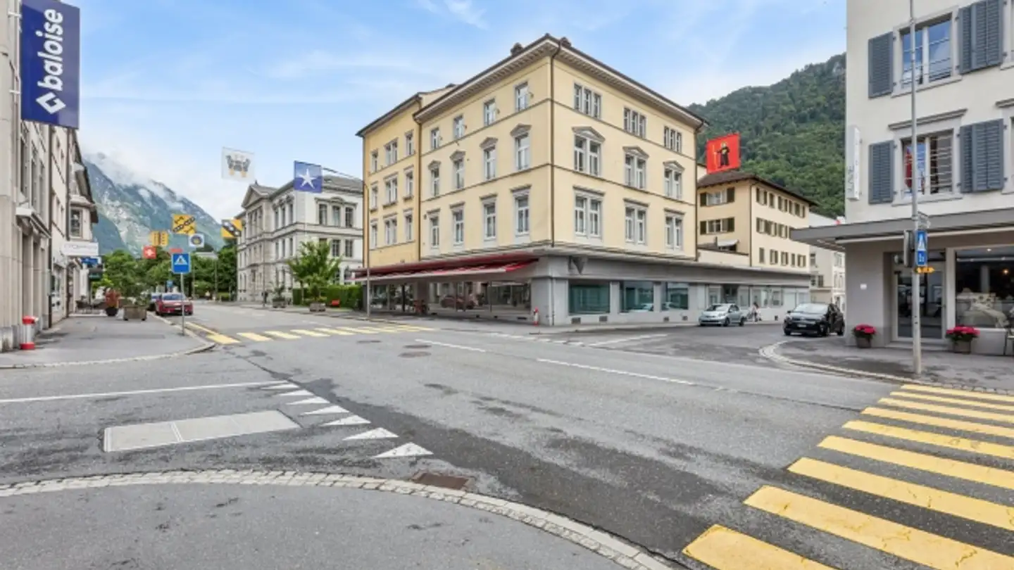 Edificio ad uso misto in affitto - Hauptstrasse 48, 8750 Glarus