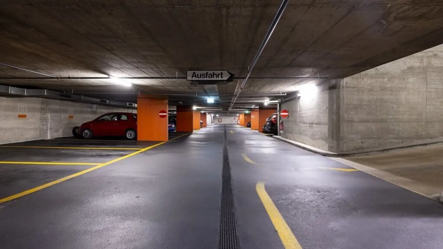 Garage singolo in affitto - Baslerstrasse 32, 4600 Olten - Photo 3