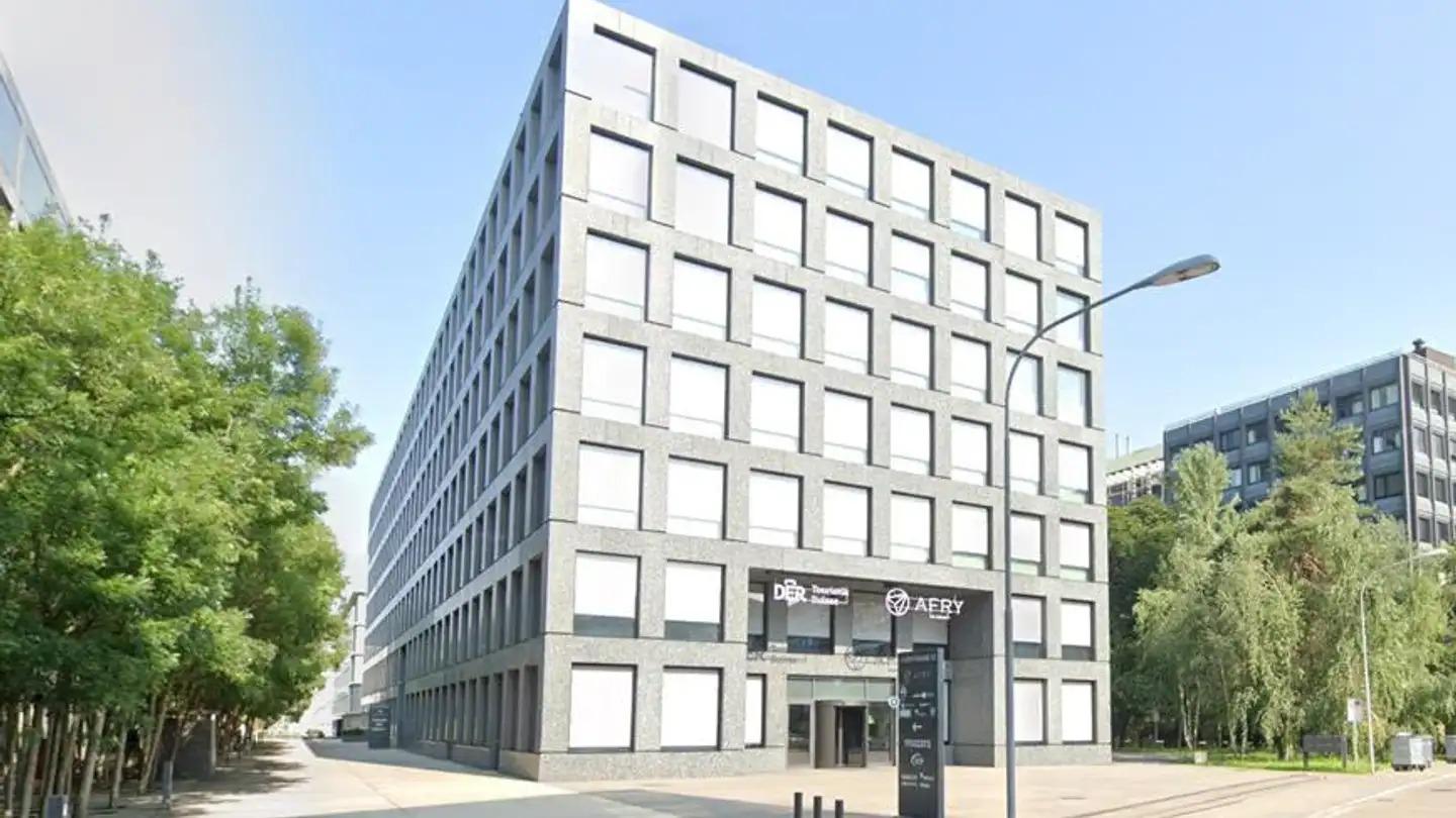 Parcheggio interno per moto in affitto - Herostrasse 12, 8048 Zürich