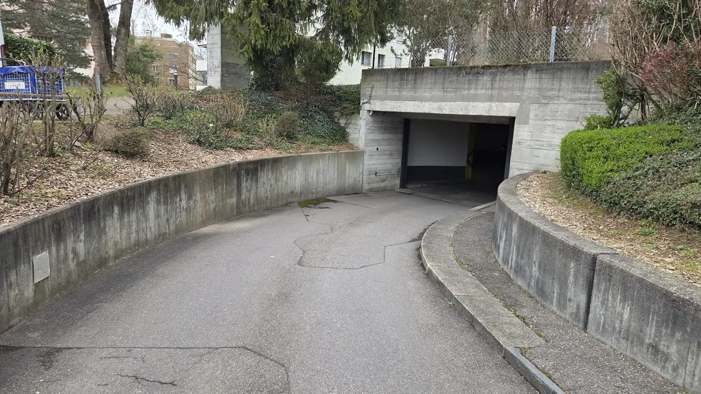 Outdoor parking space for rent - Brunnenwiesenstrasse, 8610 Uster