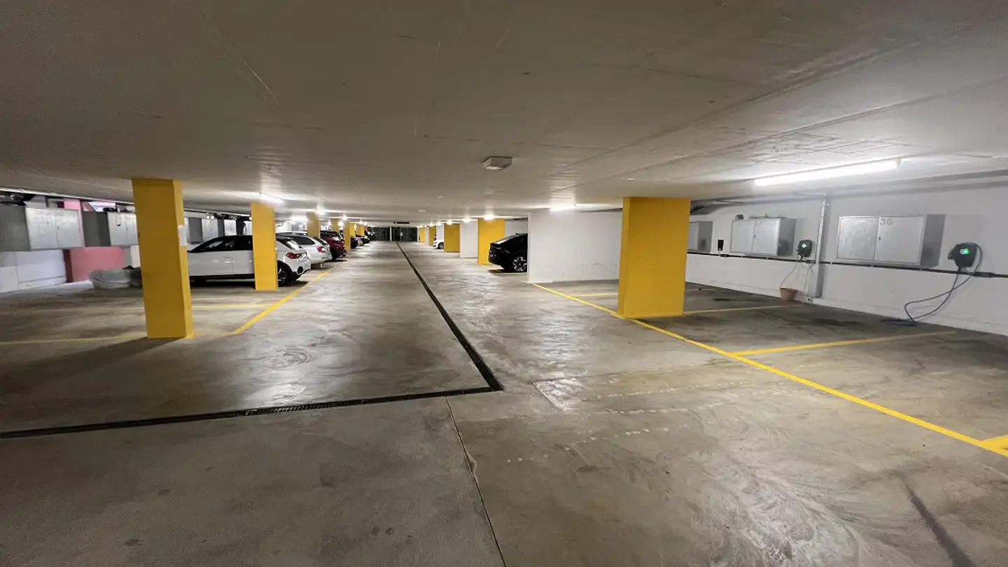 Parcheggio sotterraneo in affitto - Richterwis, 8303 Bassersdorf