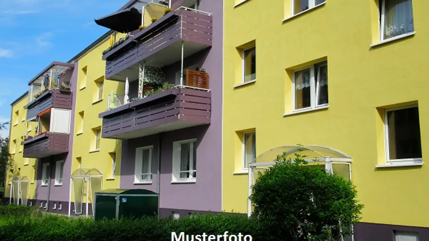 Edificio ad uso misto in vendita - Rue De L'hôtel-De-Ville, 2300 La Chaux-de-Fonds