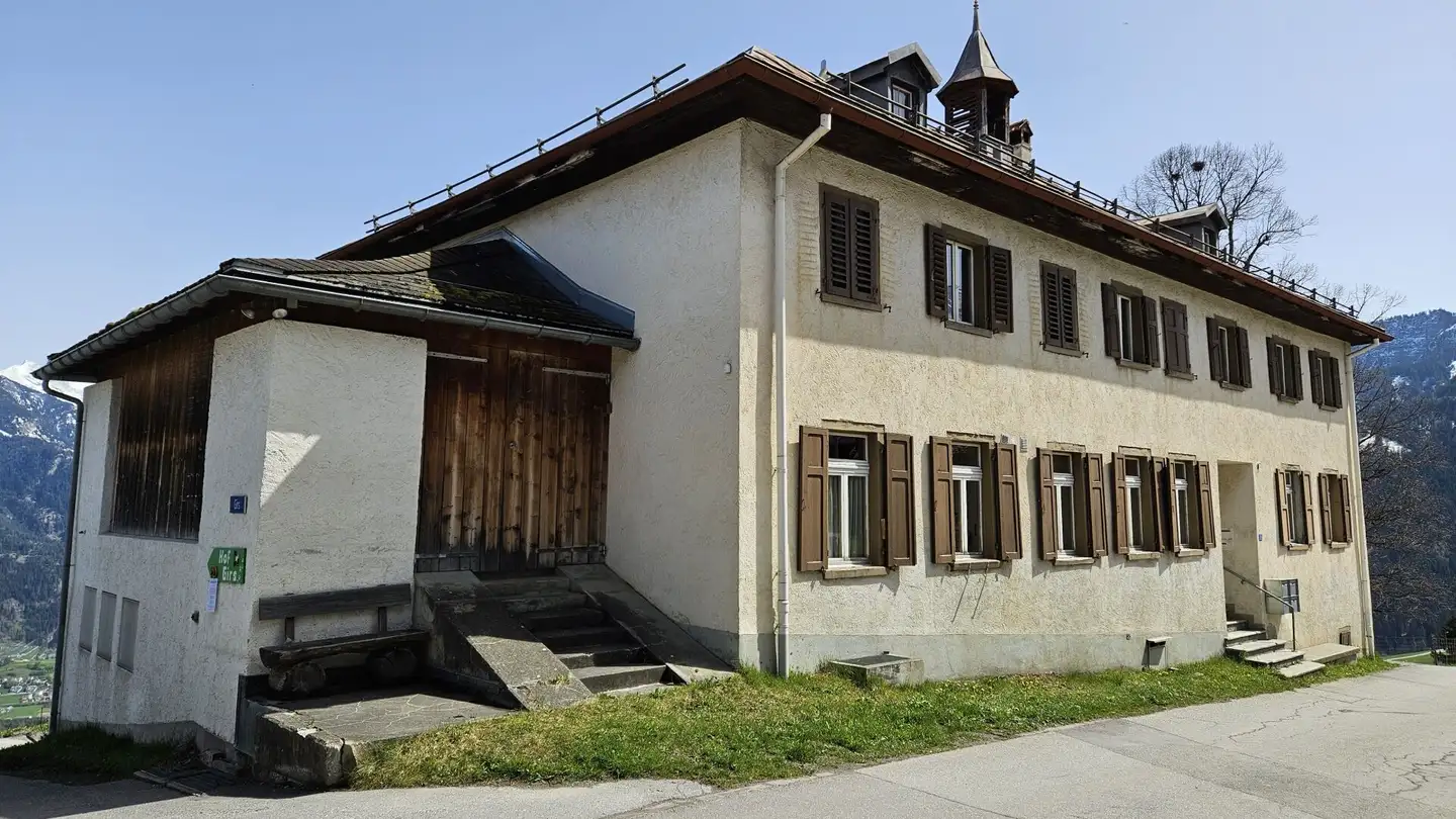 Appartement à louer - Dorfstrasse, 7426 Flerden