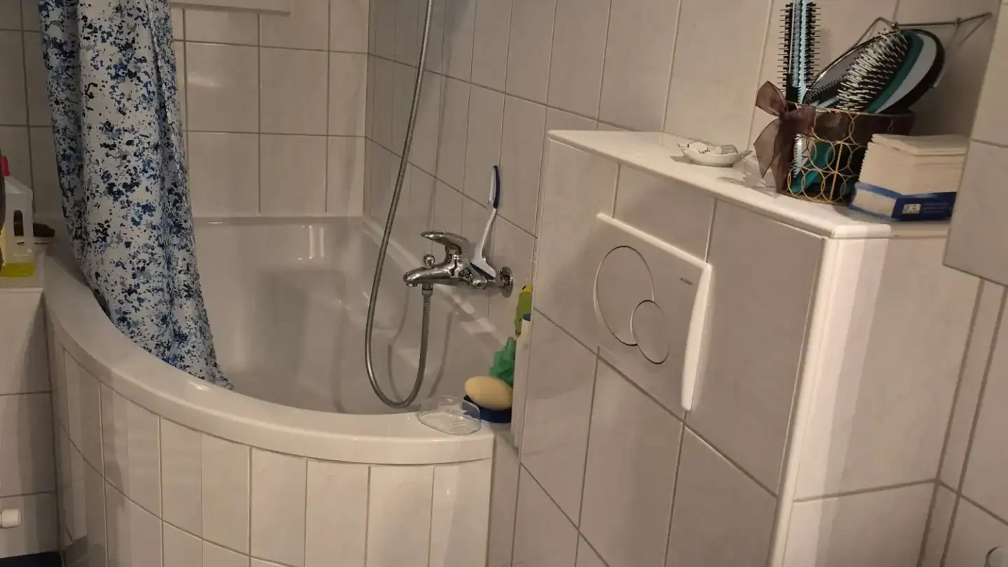 Apartment for rent - Rue En-Pellu 6, 2074 Marin-Epagnier - Photo 2