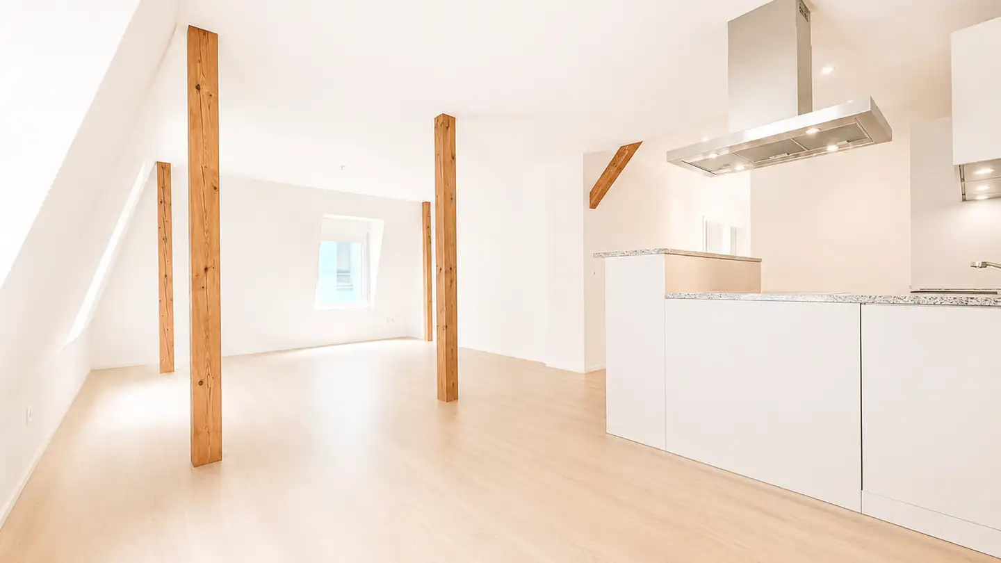 Dachgeschosswohnung mieten - Bremgartnerstrasse 10, 8003 Zürich