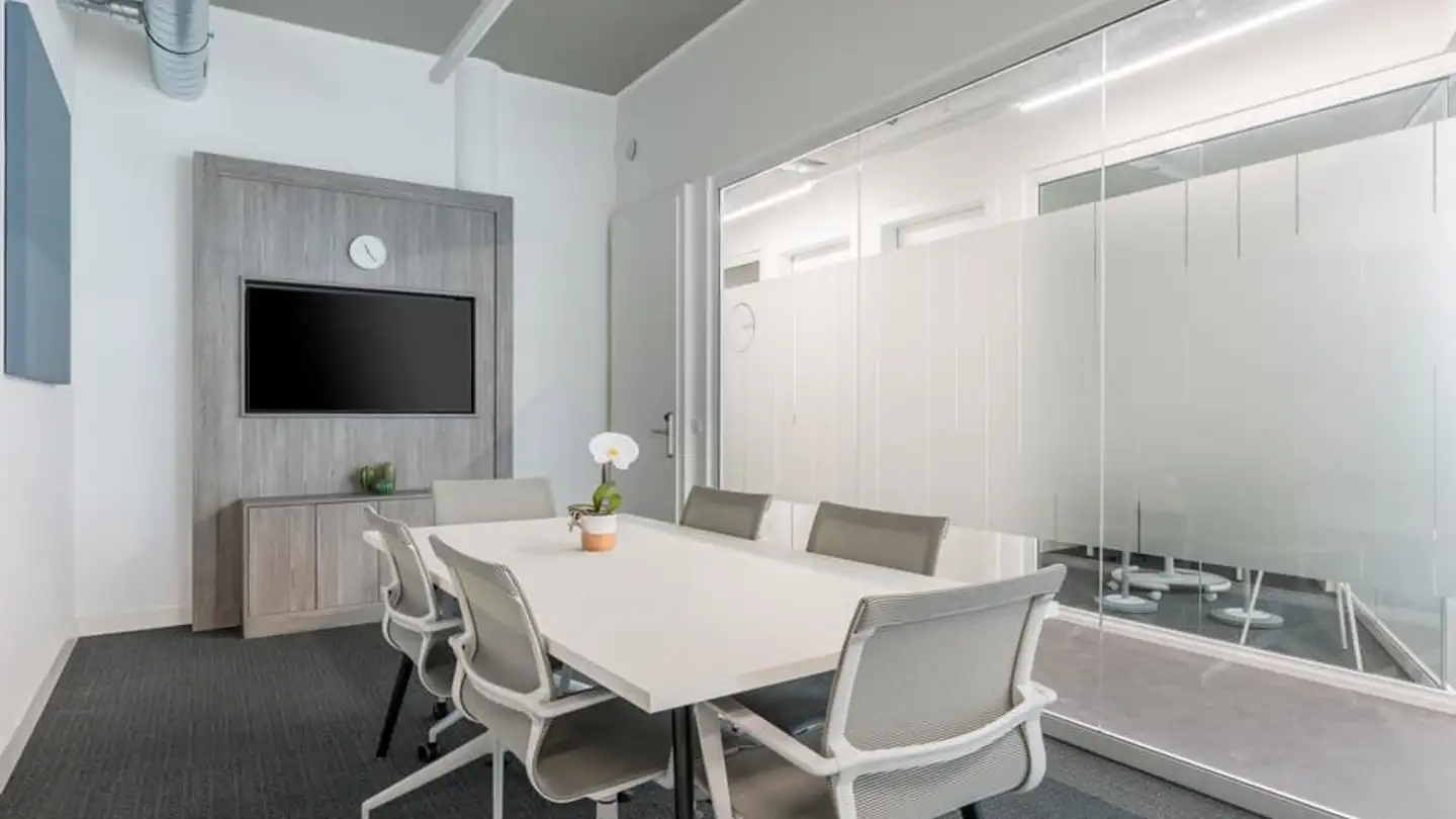 Commercial à louer - Route Suisse 8a, 1163 Etoy