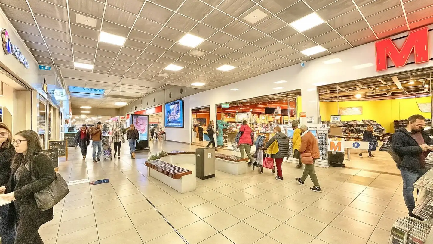 Arcade à louer - 1920 Martigny - Photo 2