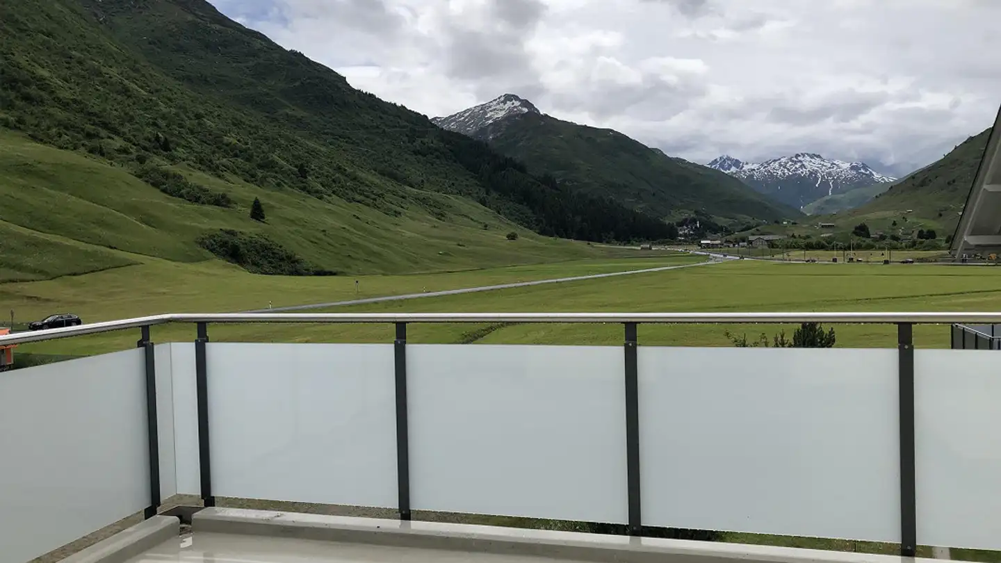 Attique à louer - Gemsstockstrasse 19, 6490 Andermatt - Photo 3